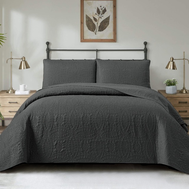 Soft Bed Summer Quilt Microfiber Bedspread Coverlet with Pillowcases