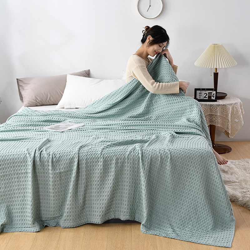 Cooling Cotton Waffle Blanket Lightweight Breathable Summer Blanket