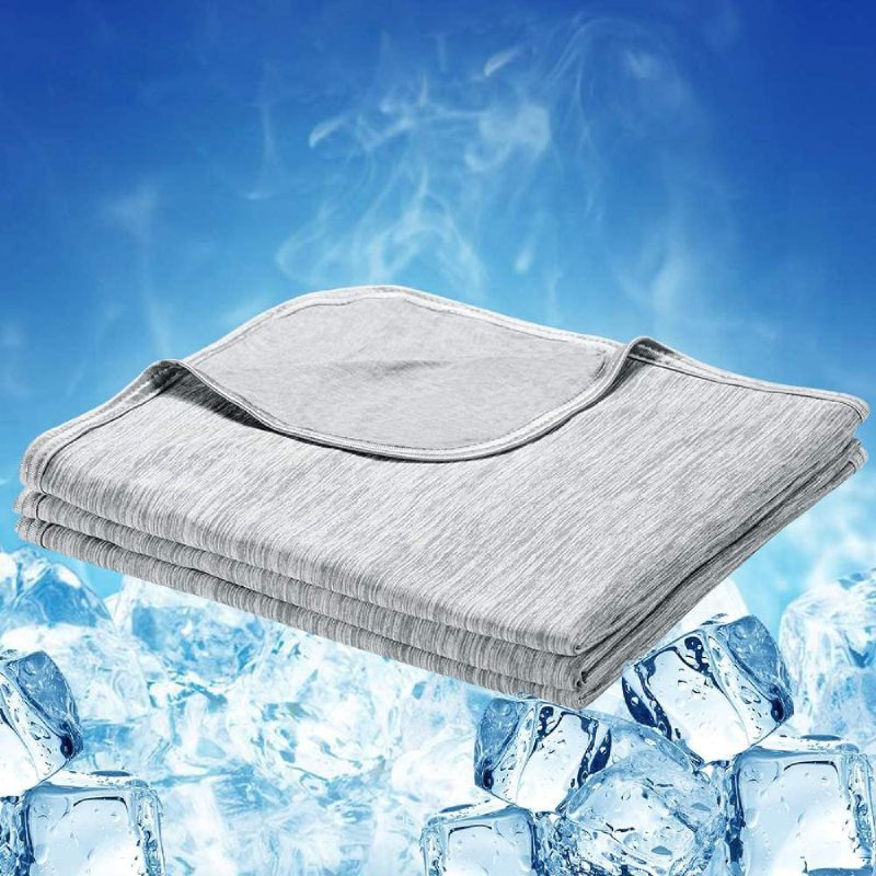 Summer Cooling Blanket Lightweight for Hot Sleepers & Night Sweat