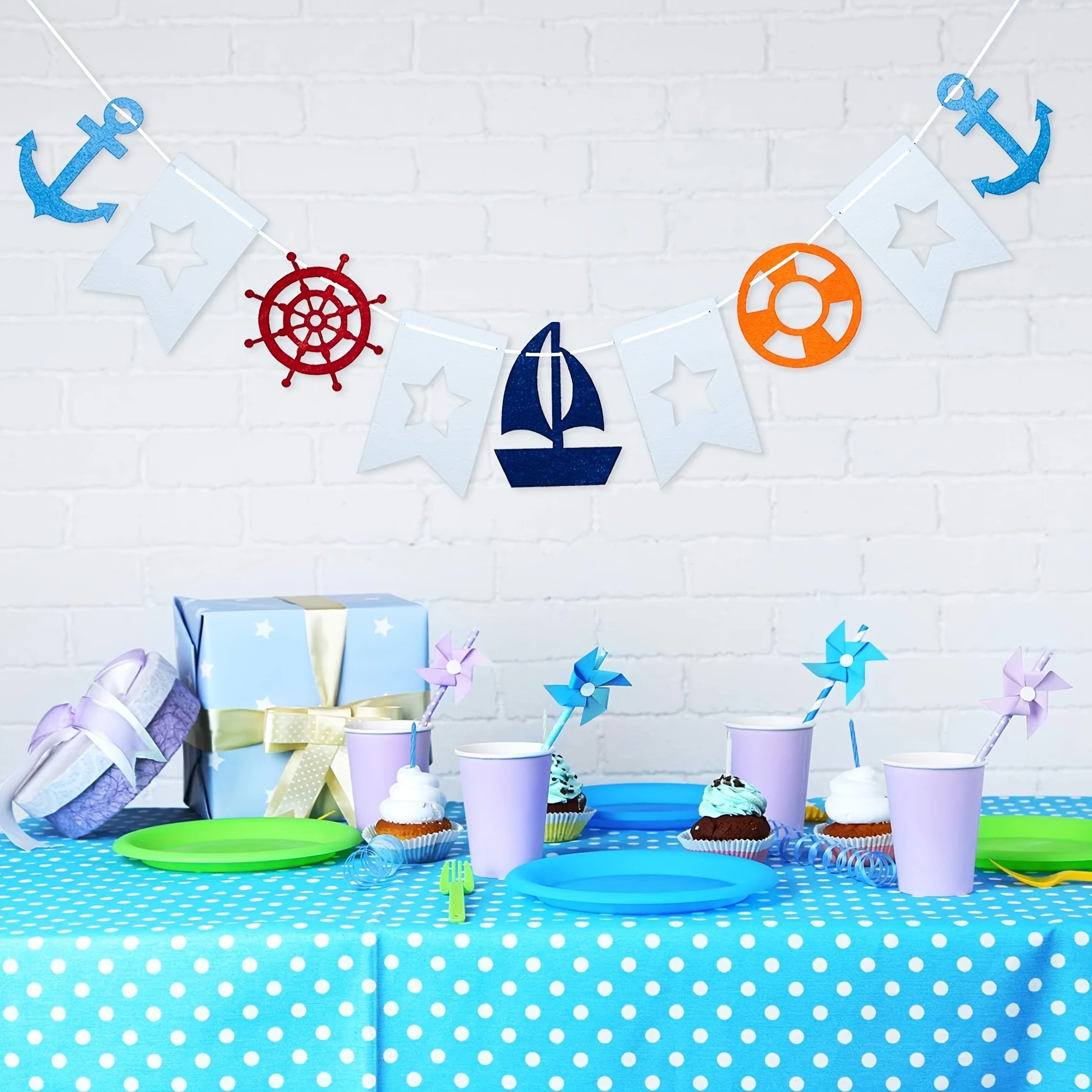 Navigation Triangle Flag Decorative Banner - Includes sailboat, yacht, lighthouse patterns, suitable for summer room decoration
