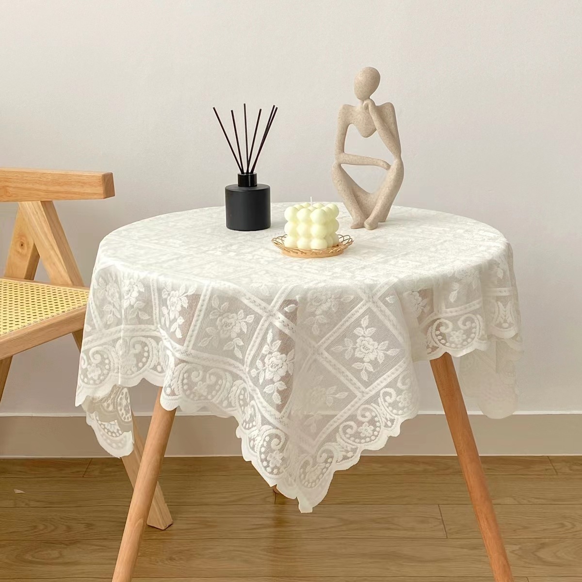 Antique Embroidered Lace Tablecloth Elegant Flower Cut Process