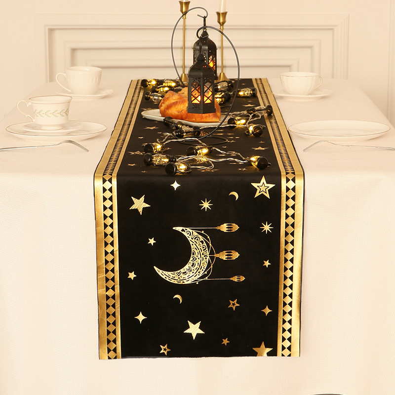 New Middle Eastern style gold-stamped decorative table runner, velvet moon decorative cloth, restaurant atmosphere oil lamp printed long tablecloth