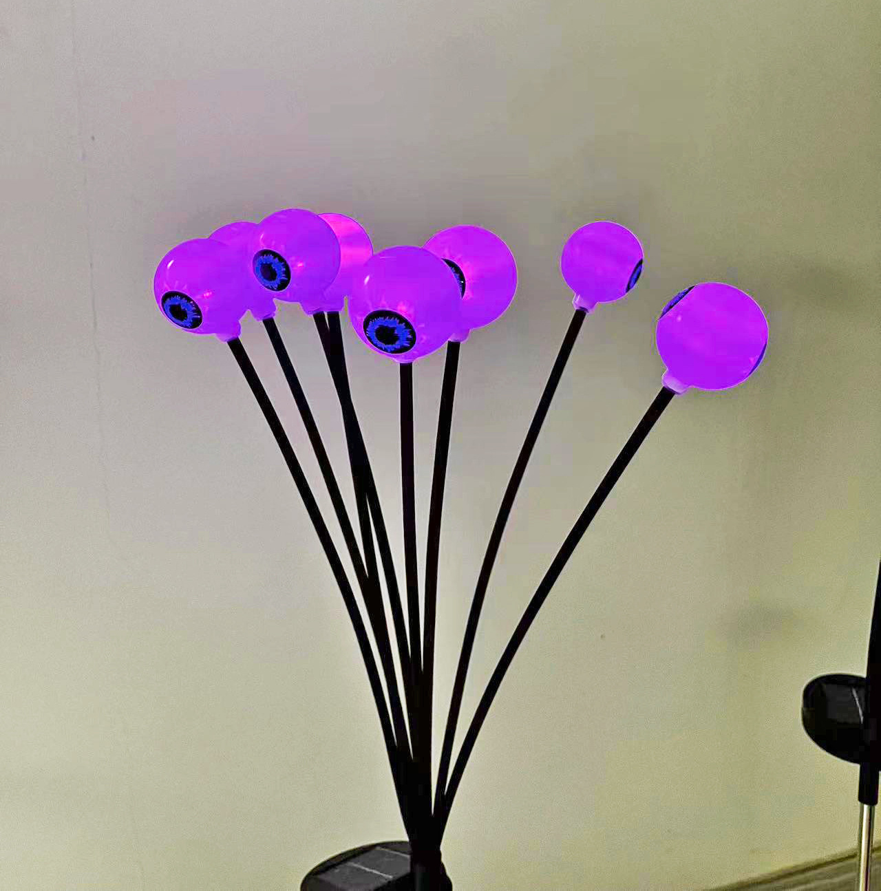 6-Head Solar Halloween Eyeball Lights Outdoor Firefly Lights Plug-in Stake Lights For Garden Lawn Yard Grave Horror Decor