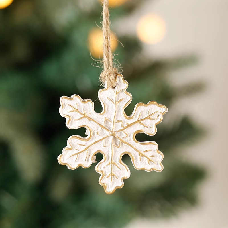 Resin Christmas Tree Ornaments Xmas Hanging Ornaments Santa Snowman Christmas Stocking Sleigh