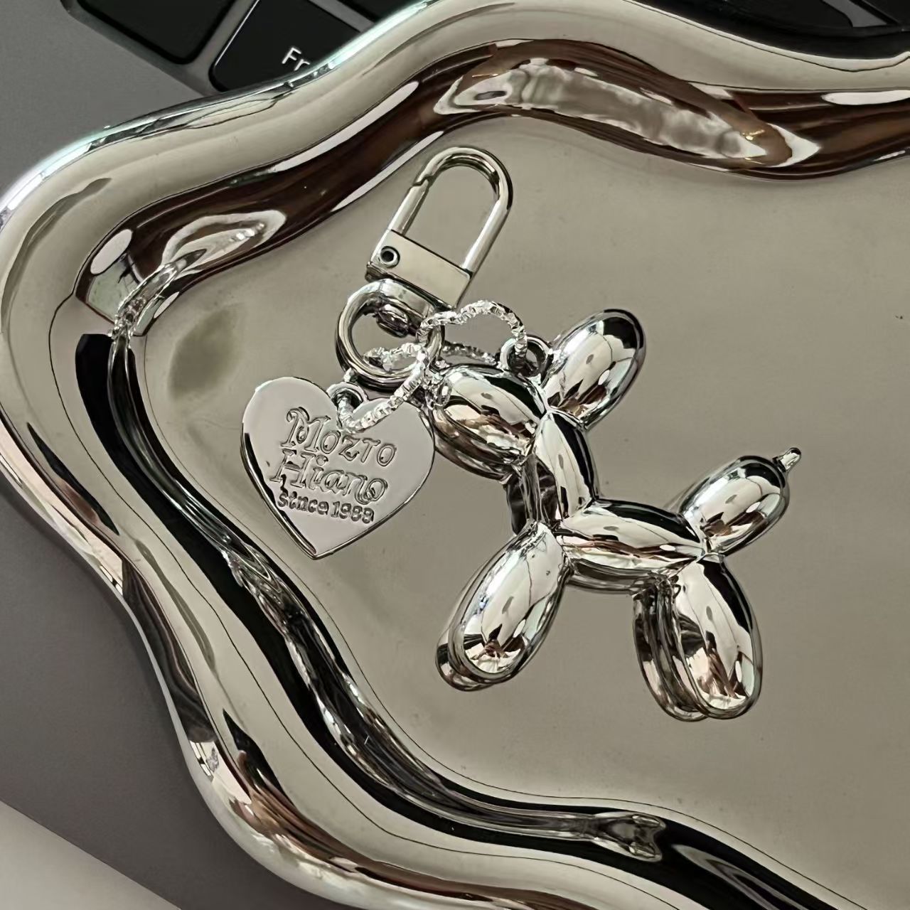 Cute Cartoon Balloon Dog Keyring Couple Keychains Women Men New Car Holder Jewelry Gift Decoration Accessories