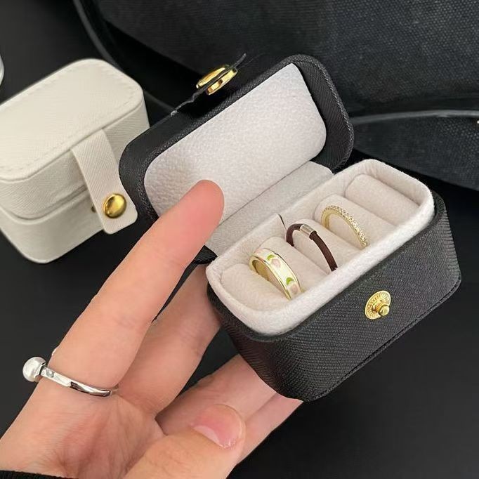 Mini Portable Small Jewelry Storage Bag Travel Simple Leather Ring Necklace Earrings Storage Box Organizer Display Gift Box