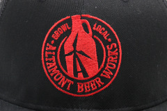 Custom Slight Curved Brim Flat Embroidered Snapback Cap