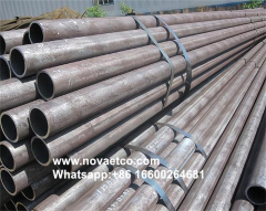 Seamless steel pipes for petroleum cracking