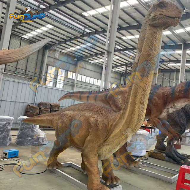 Animatronic Apatosaurus Spray & Customizable for Dinosaur Park