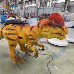 Animatronic Double Crown Dragon Car Water spray & Customizable for Shopping Mall