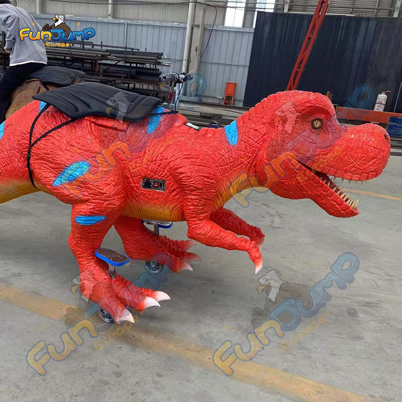 Simulation Tyrannosaurus Rex Car Water spray & Customizable for Amusement Park