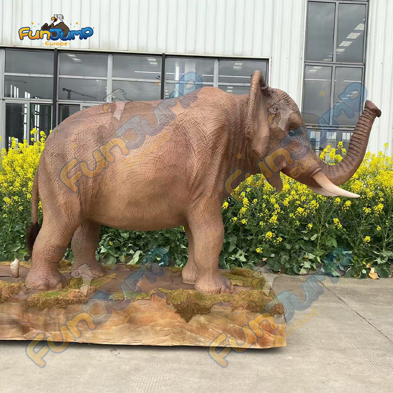 Electronic Elephant Spray & Hyper-realistic for Dinosaur Park