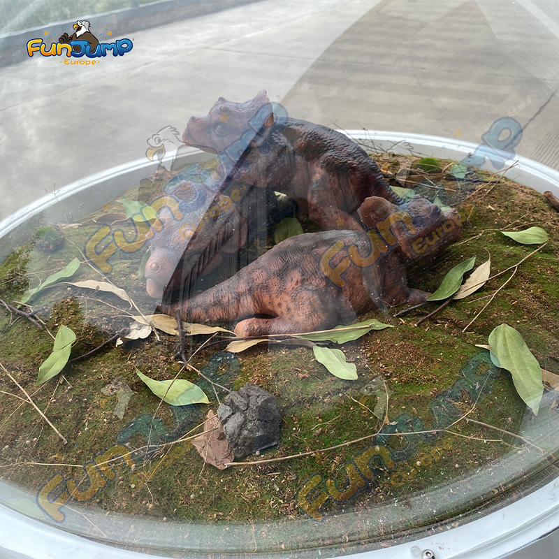 Animatronic Triceratops Incubator with Screen Customizable & Hyper-realistic for Shopping Mall