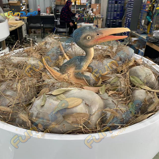 Animatronic Pterosaur Incubator Customizable & Hyper-realistic for Amusement Park