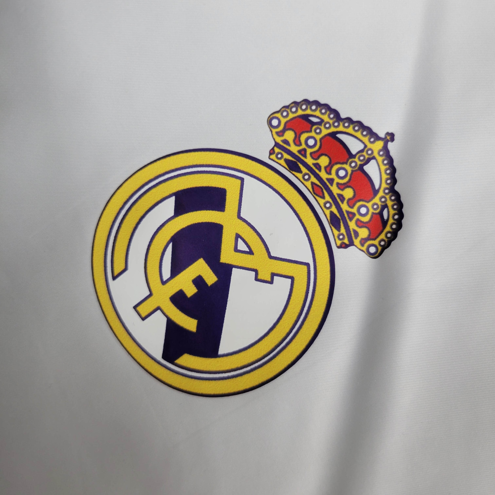 23/24 Windbreaker Reversible Real Madrid Size S-XXL