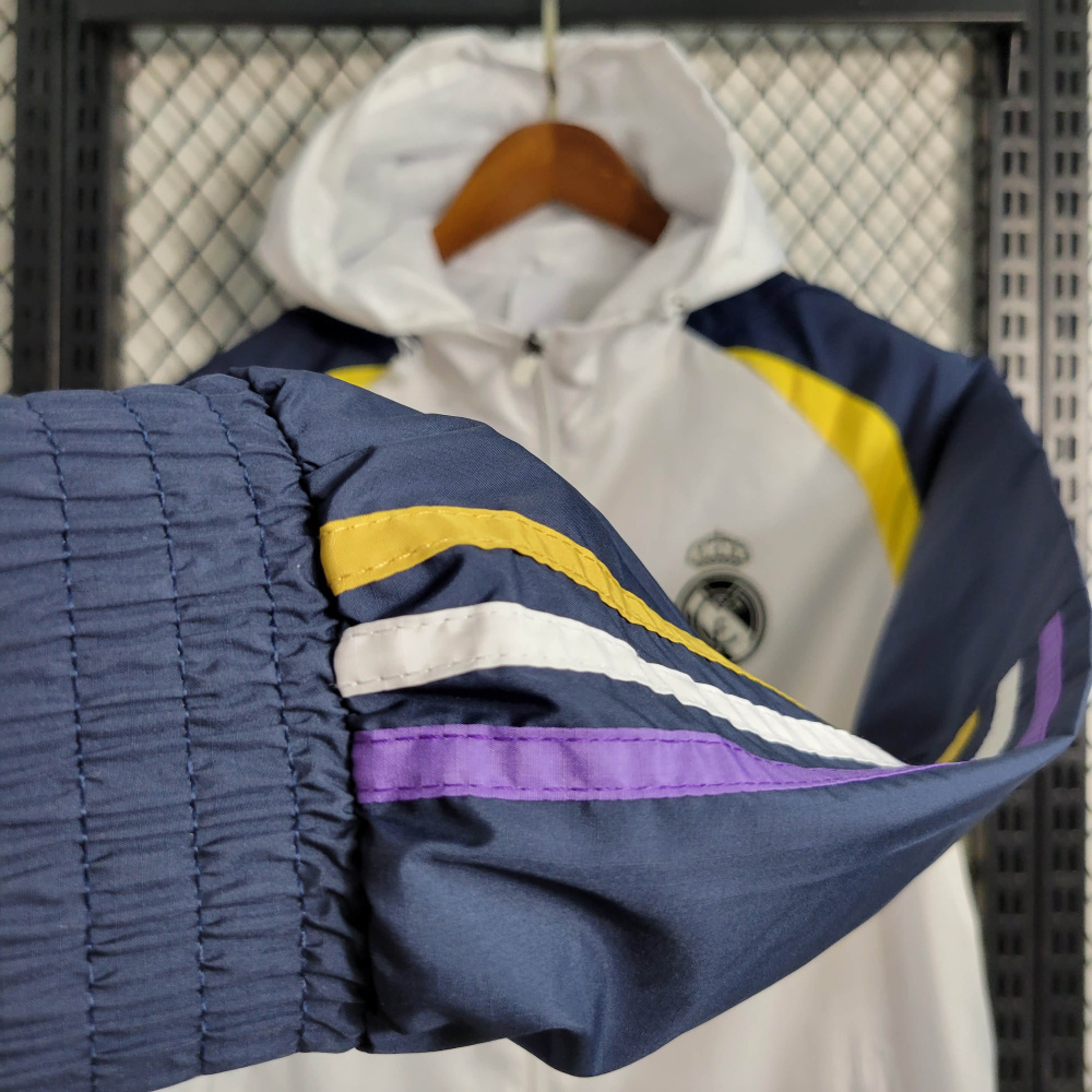 23/24 Windbreaker Real Madrid Size S-XXL