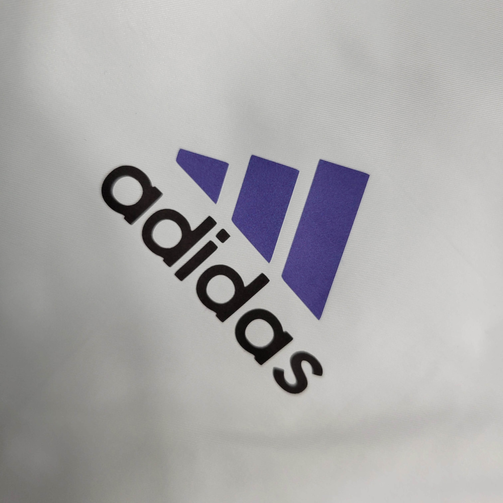 23/24 Windbreaker Reversible Real Madrid Size S-XXL