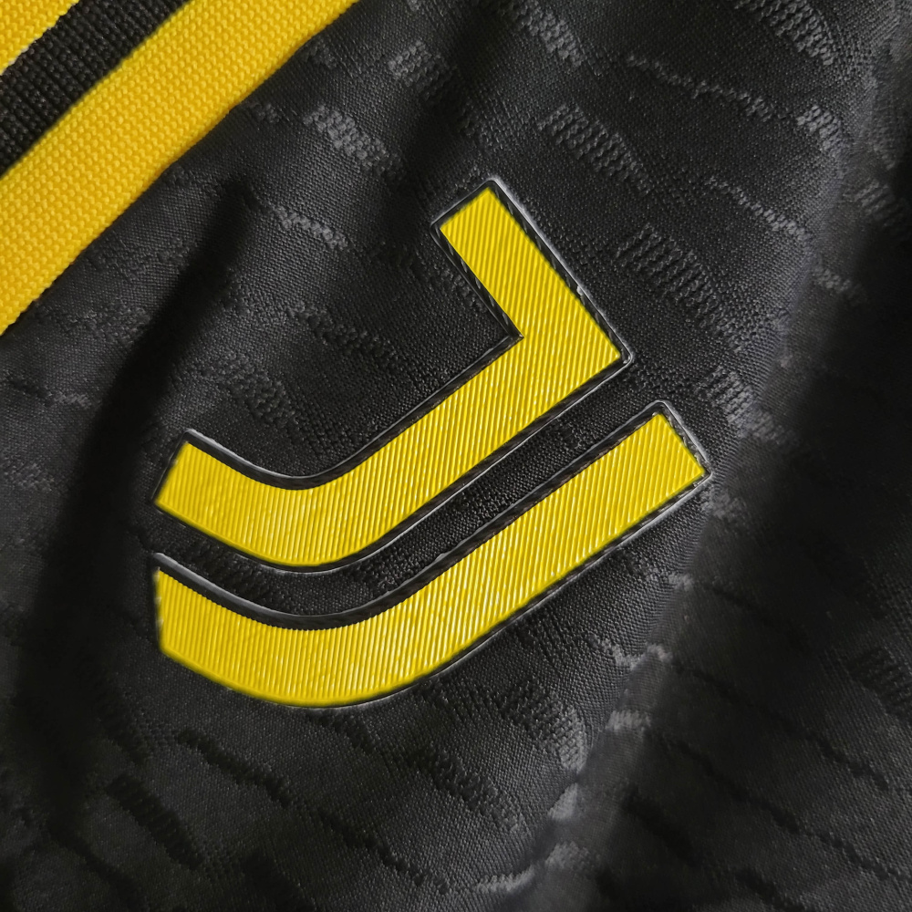 23/24 Player Shorts Juventus Size S-3XL