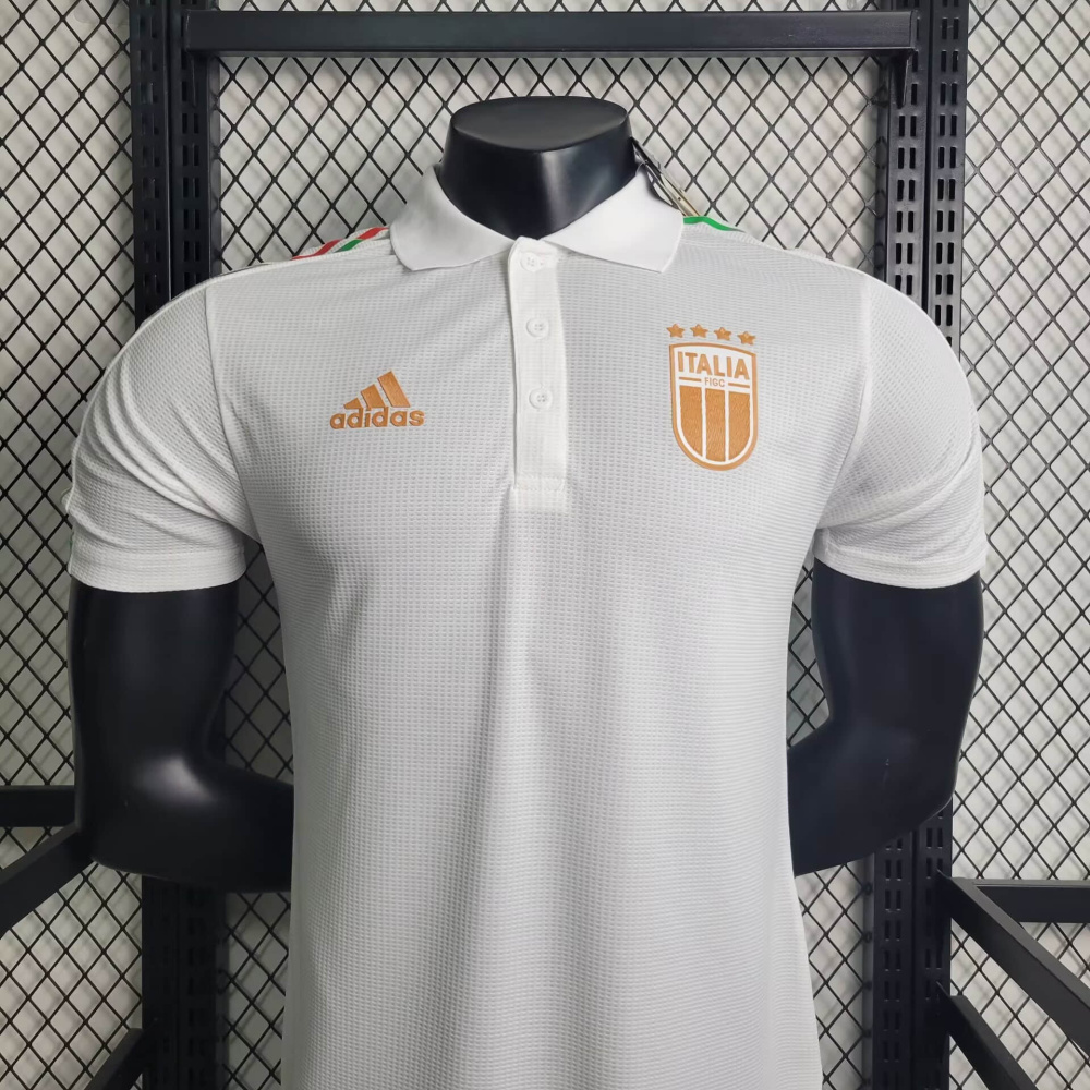 23/24 player Italy Special edition