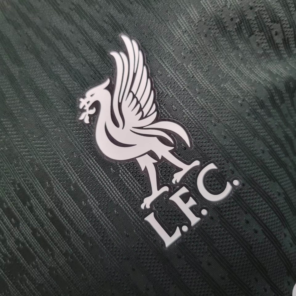 24/25 player Liverpool away