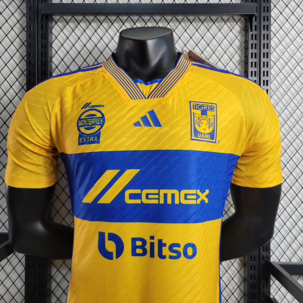 23/24  Player Tigres UANL