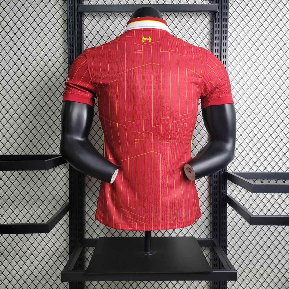 24/25 Player Liverpool Home