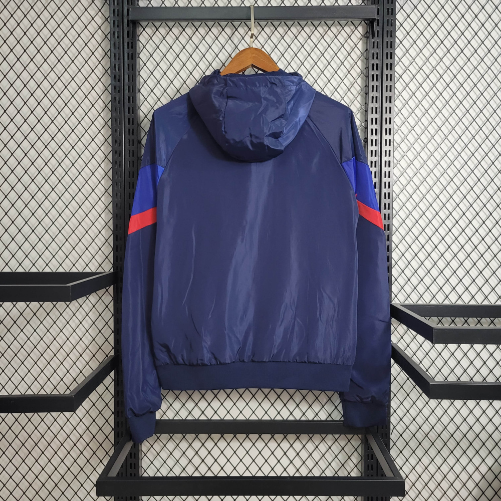 23/24 player windbreaker Barcelona size S-XXL