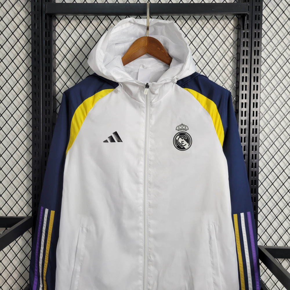 23/24 Windbreaker Real Madrid Size S-XXL