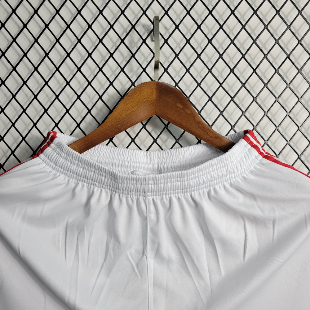 23/24 Internacional Home Shorts Size S-XXL