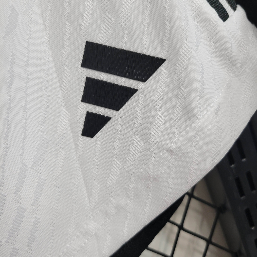 23/24 Player Shorts Juventus Size S-3XL