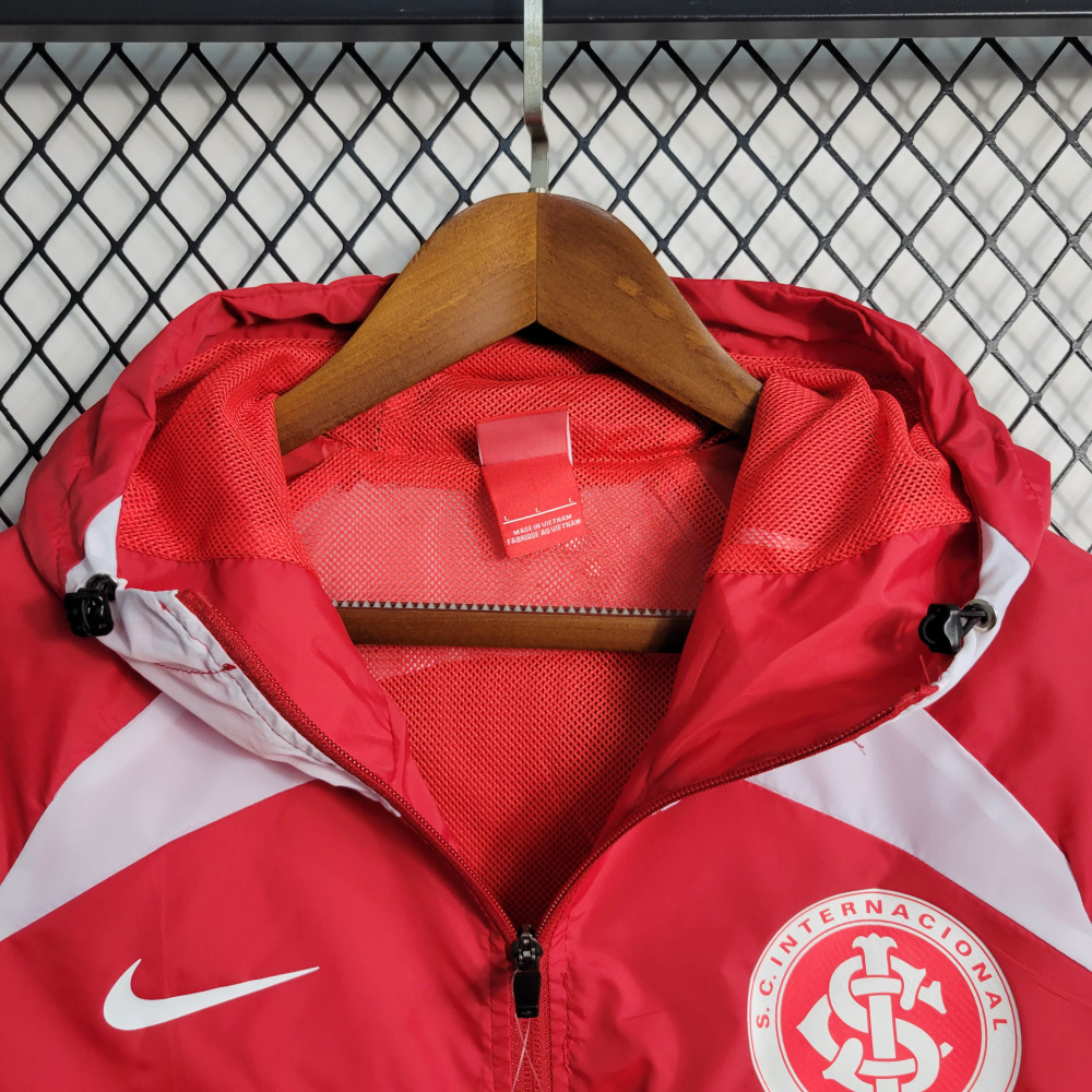 22/23 Windbreaker Internacional Red Size S-XXL