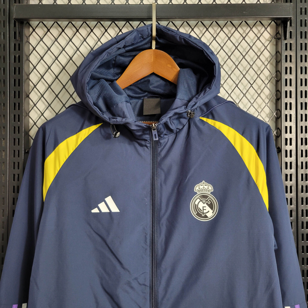 23/24 Windbreaker Real Madrid Size S-XXL