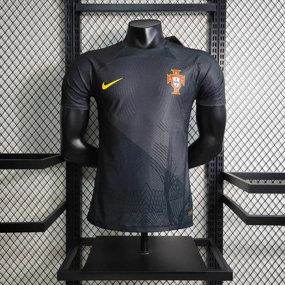 23/24 player Portugal Black training suit