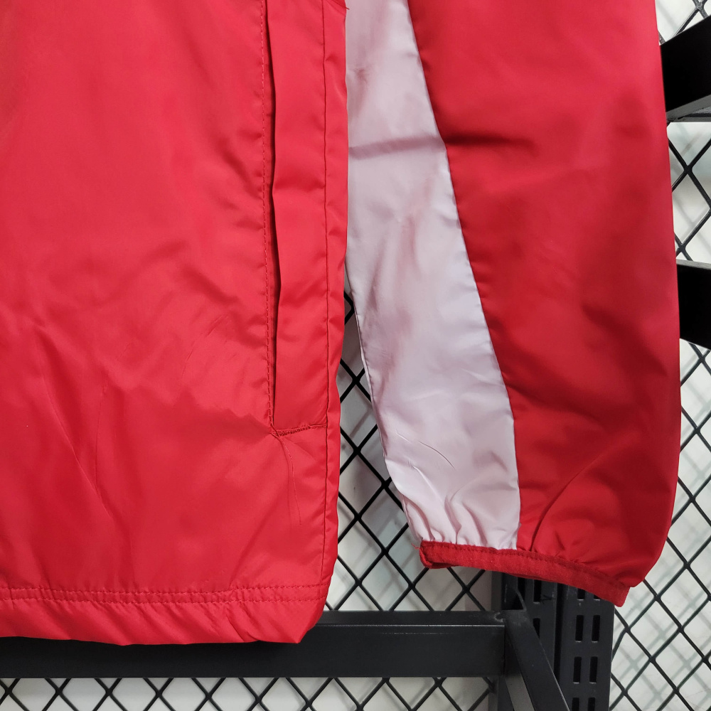 22/23 Windbreaker Internacional Red Size S-XXL