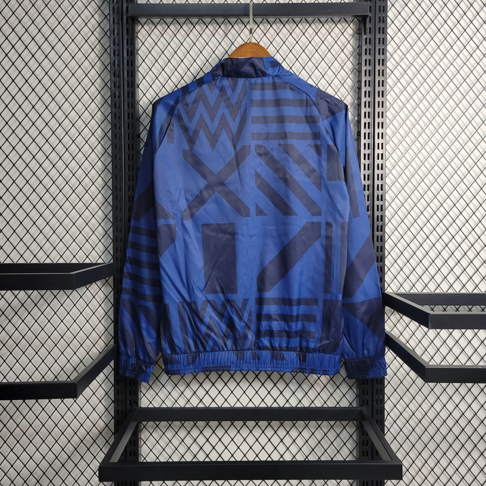 23/24 Windbreaker Manchester City