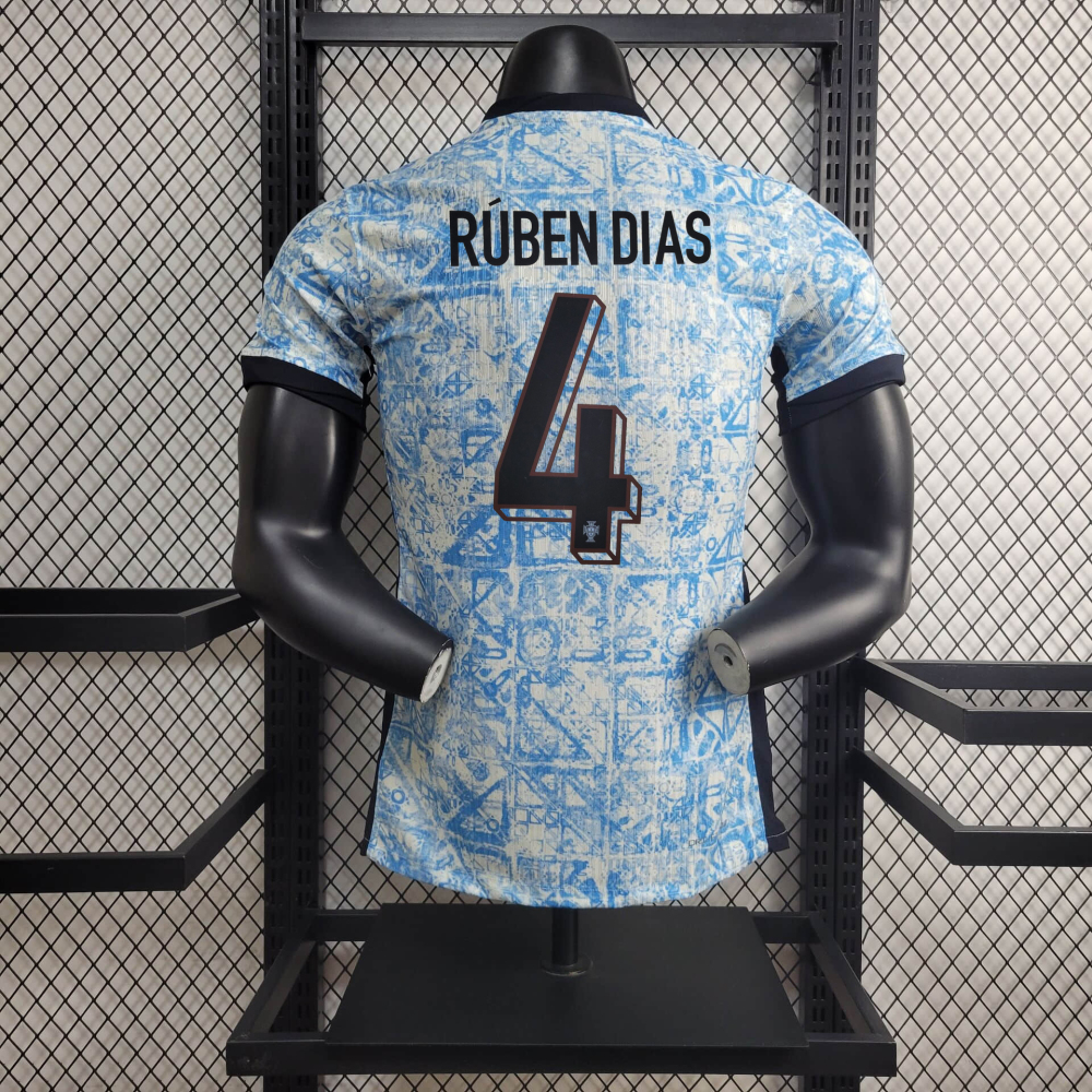 24/25 player Portugal away