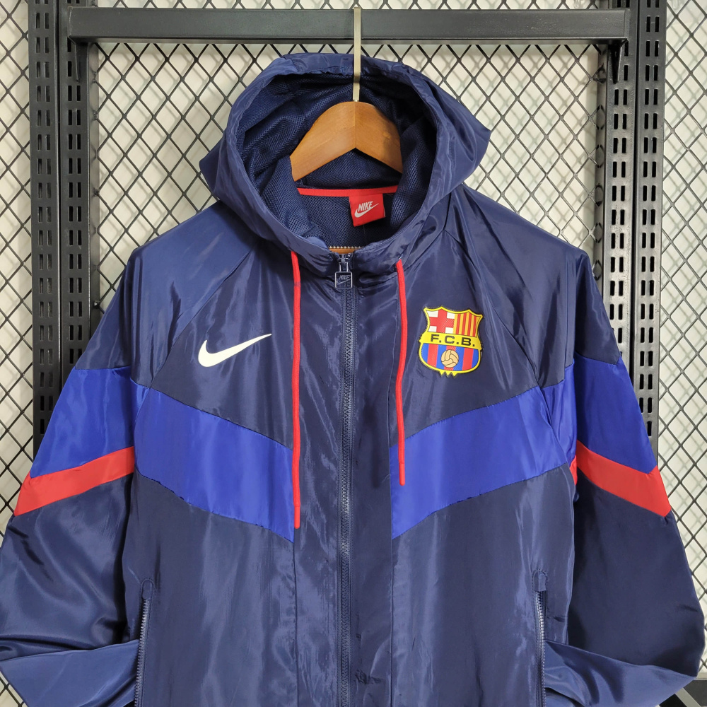 23/24 player windbreaker Barcelona size S-XXL