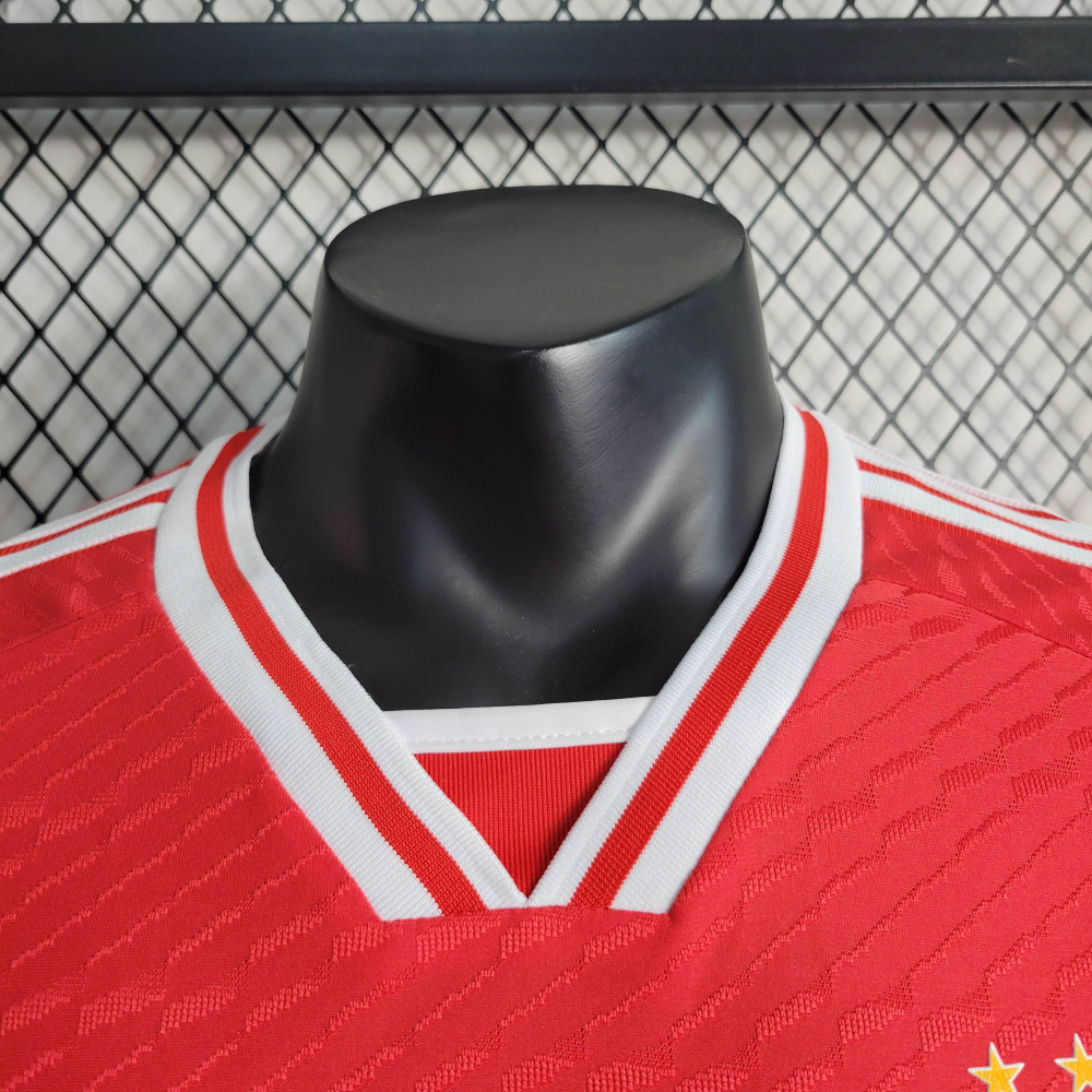 23/24 player Benfica Home
