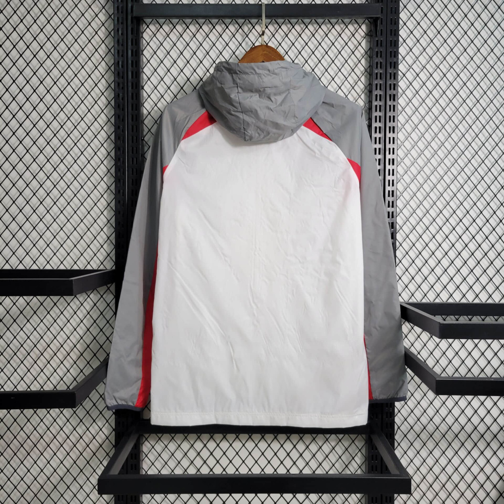 23/24 Windbreaker Barcelona Size S-XXL