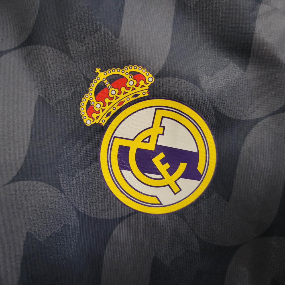 23/24 Windbreaker Real Madrid away size S-XXL