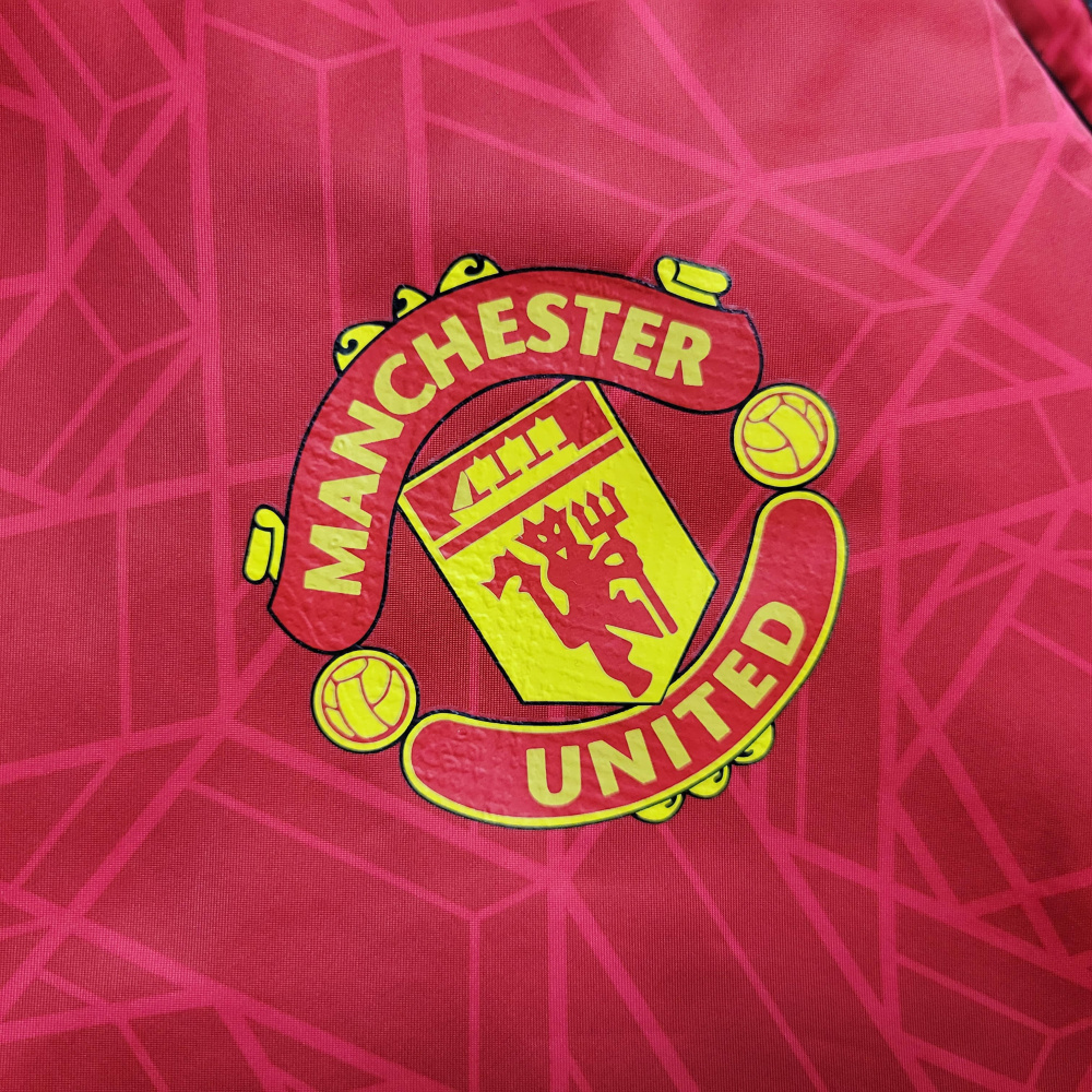 23/24 Windbreaker Manchester United Home Size S-XXL