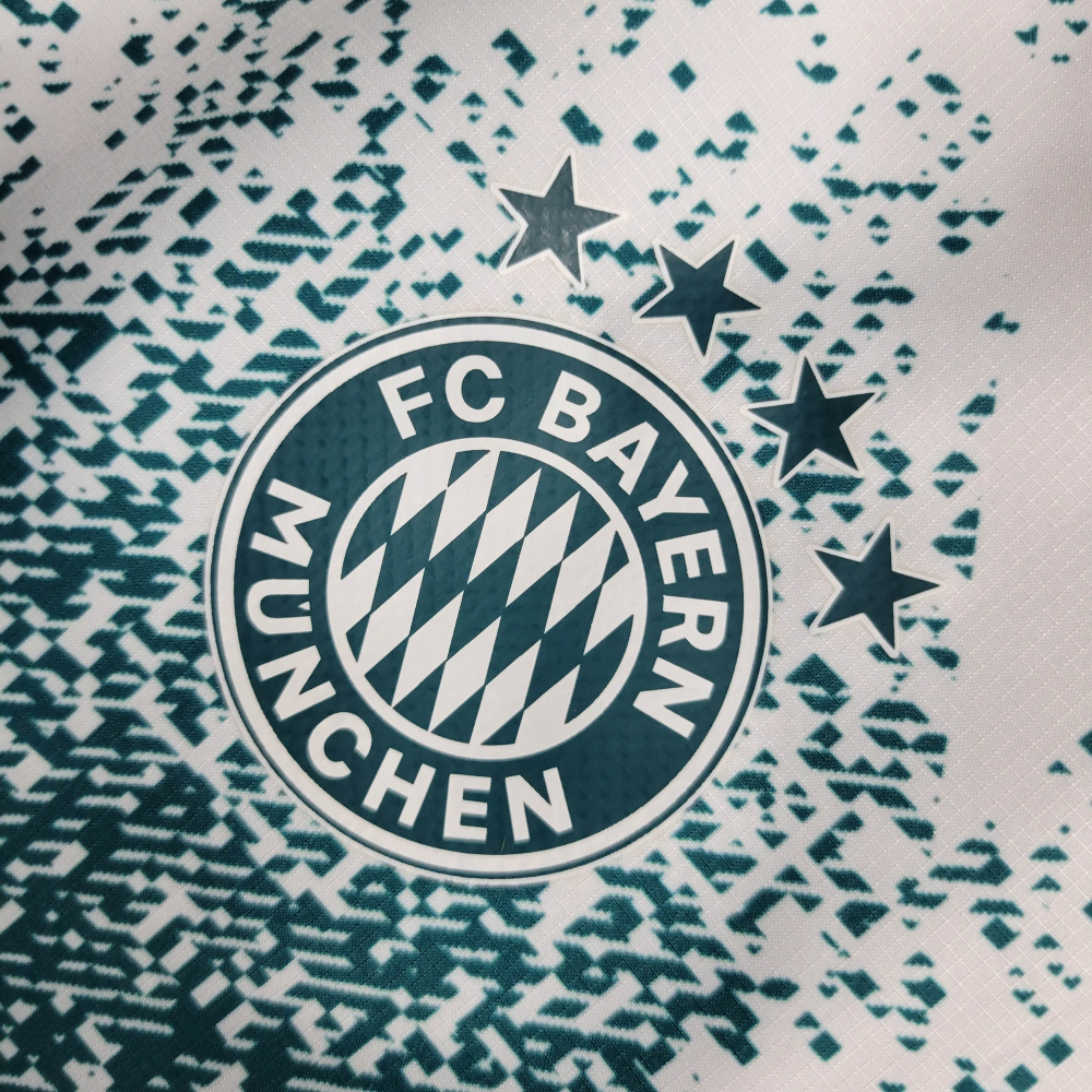 Windbreaker Bayern Munchen Size S-XXL