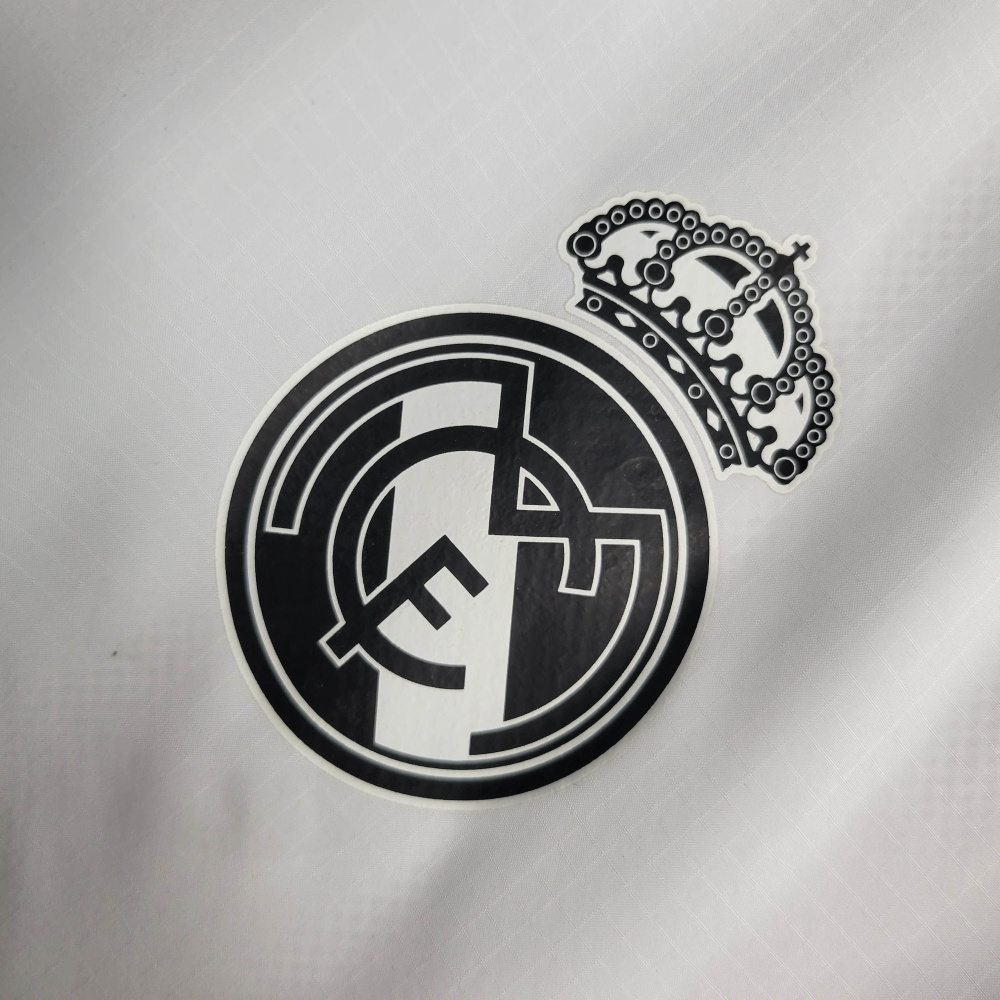 Windbreaker Real Madrid White Size S-XXL