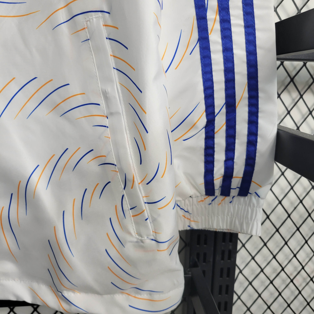 Windbreaker Real Madrid Size S-XXL
