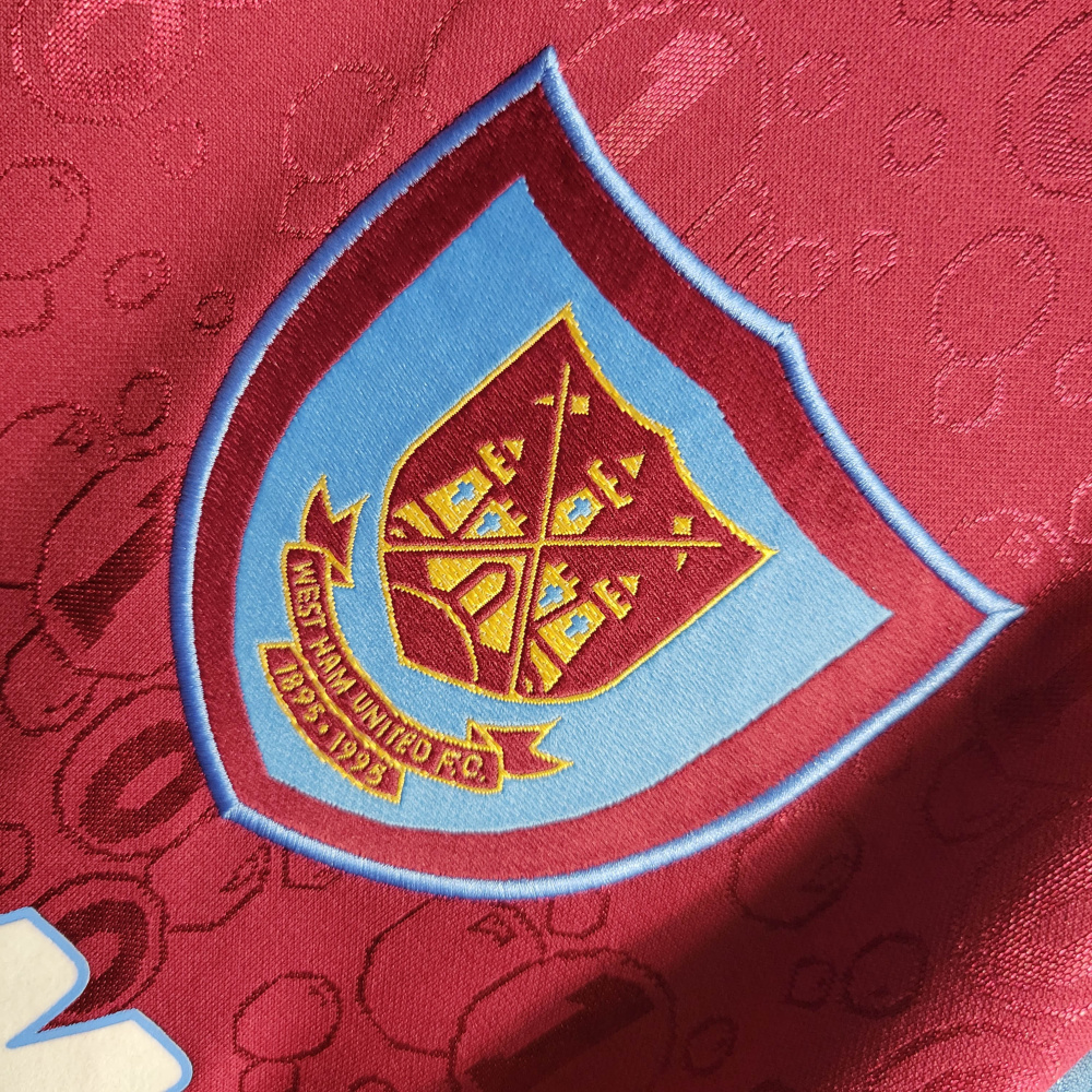 Retro 1995/97 West Ham United Long Sleeve Home