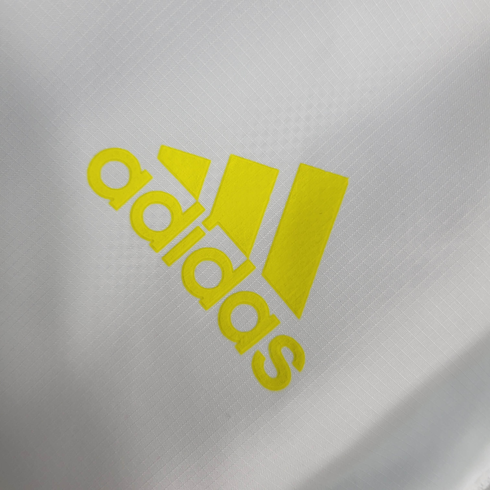 Windbreaker Real Madrid Size S-XXL