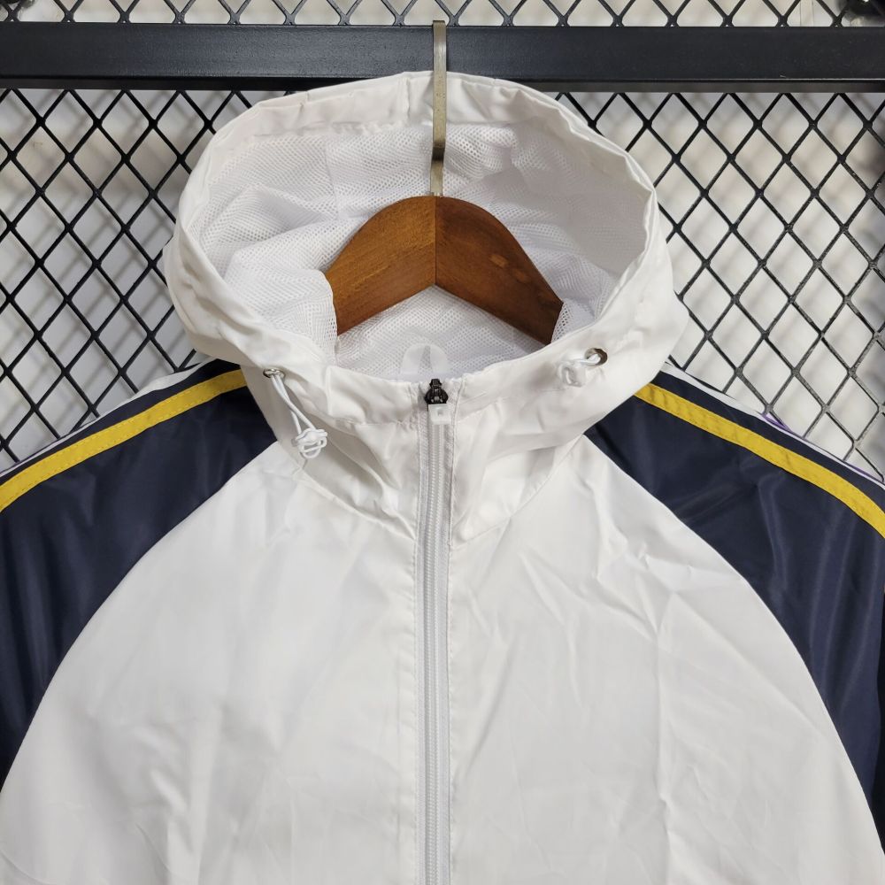 24/25 Windbreaker Germany