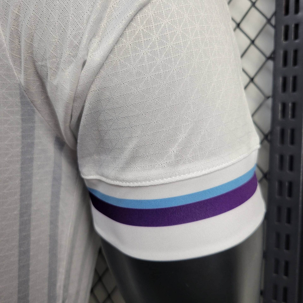 24/25 player Uruguay Away