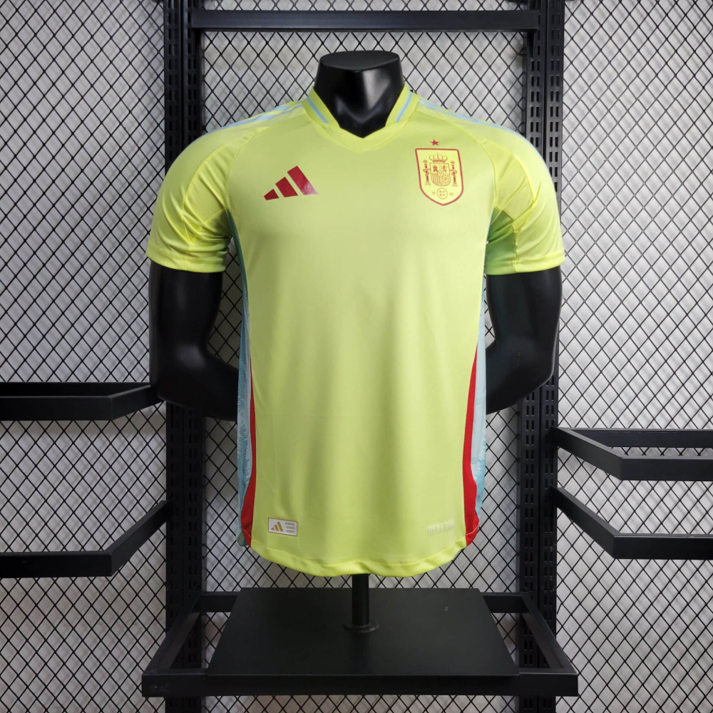 24/25 player Spain away