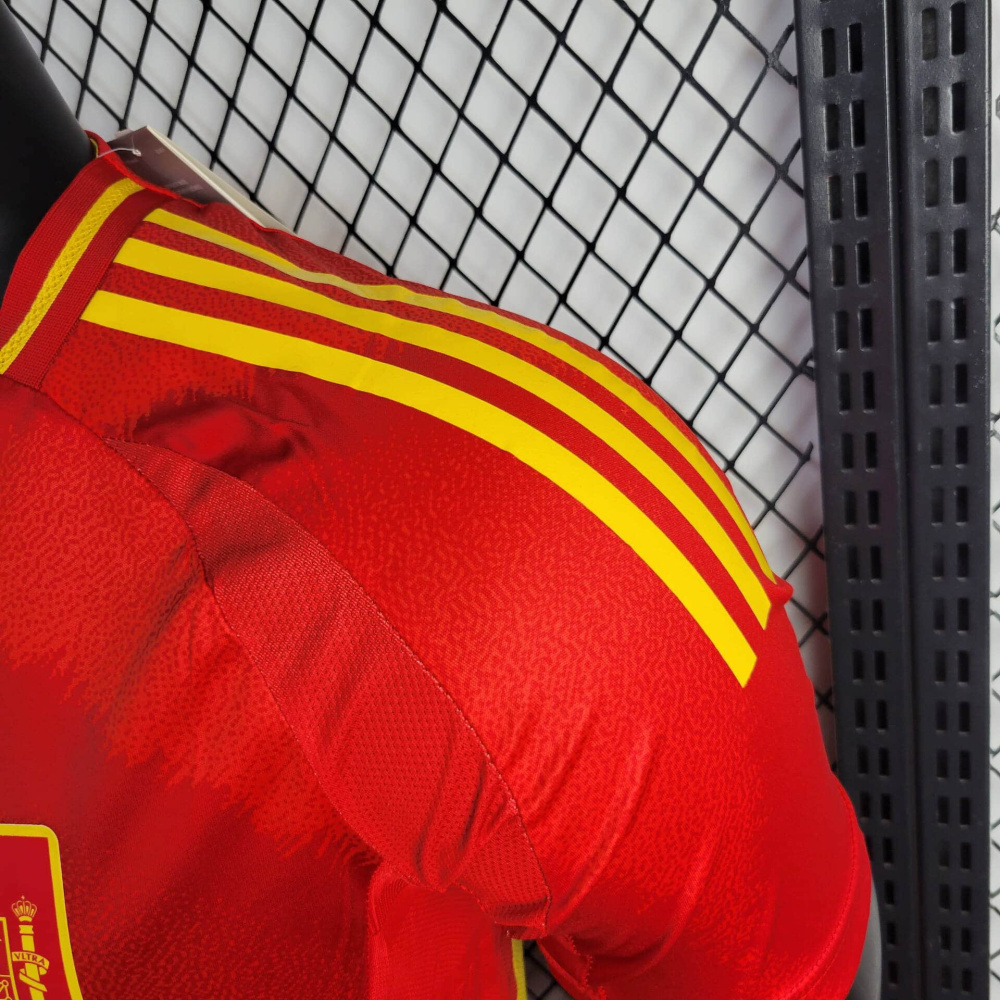 24/25 player Spain Home